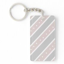 Lichtgrijze en roze sleutelhanger
