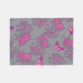 Lichtgrijze Roze Vlinder Bloem Fleece Deken (Voorkant (Horizontaal))