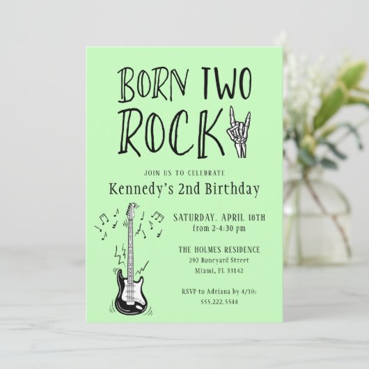 Lichtgroen Geboren Twee Rock Gitaar 2e Verjaardag Kaart (Staand voorkant)