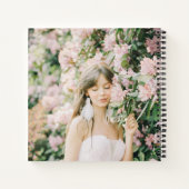 Lichtgroen Voeg uw foto toe Custom Afstuderen Gues Notitieboek (Achterkant)