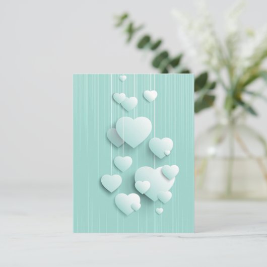 Lichtgroene achtergrond met 3D witte harten Briefkaart (Staand voorkant)