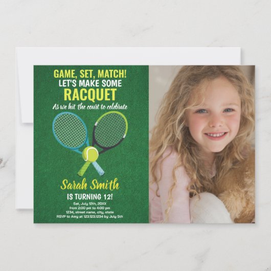 Lichtgroene en blauwe Tennis Verjaardag Uitnodigin Kaart (Voorkant)