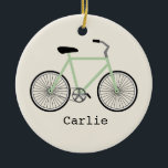 Lichtgroene fiets, speciaal gepersonaliseerd versi keramisch ornament<br><div class="desc">Een versiering met een afbeelding van een lichte groene fiets.  Personaliseer met jouw naam onder de fiets.</div>