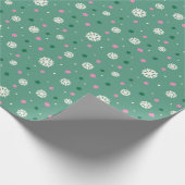 Lichtgroene grillige winter sneeuwvlokken Kerstmis Cadeaupapier (Hoek)