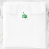 Lichtgroene zittende draak ronde sticker (Tas)