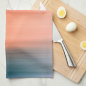 Lichtkoraal en grijze blauwe strepen theedoek (Quarter Fold)