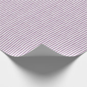 Lichtpaarse en witte scheve strepen cadeaupapier (Hoek)