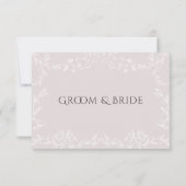 Lichtroze bloemontwerp Elegante bruiloft RSVP Kaartje (Achterkant)
