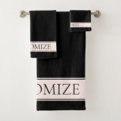 Lichtroze Blush Stripe & Elegante Bewerkbare Tekst Bad Handdoek (Insitu)