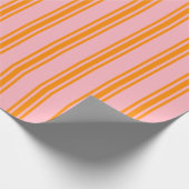 Lichtroze en donkerOranje strepen Cadeaupapier (Hoek)