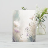 Lichtroze en paarse bloemenblanco bruiloft kaart (Staand voorkant)