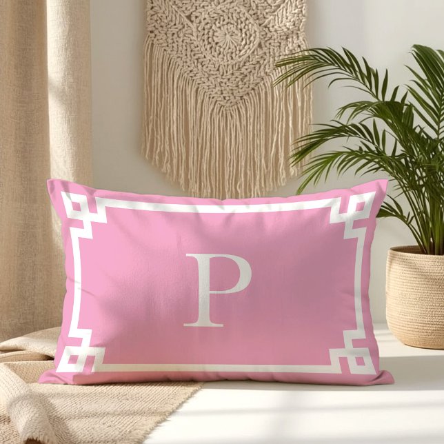 Lichtroze en witte Griekse Sleutel Monogram Kussen (Light Pink and White Greek Key Monogram Lumbar Pillow)