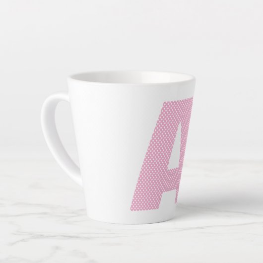 Lichtroze en witte Polka Dot Bold Monogram Latte Mok (Linkerhoek)