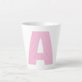 Lichtroze en witte Polka Dot Bold Monogram Latte Mok (Voorkant)