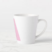 Lichtroze en witte polkadot vette monogram latte mok (Rechts)
