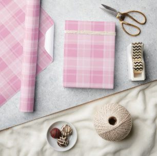 Lichtroze geruite patroon cadeaupapier
