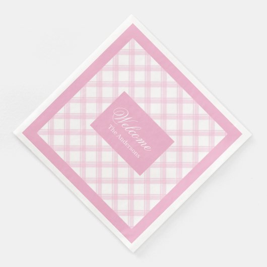 Lichtroze geverfde servetten gepersonaliseerd en c (Hoek)