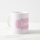 Lichtroze Honeycomb Aangepast monogram Koffiemok (Voorkant links)