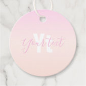 Lichtroze & perzikgradiënt Ombre Naam & Monogram Bedankjes Labels (Voorkant)