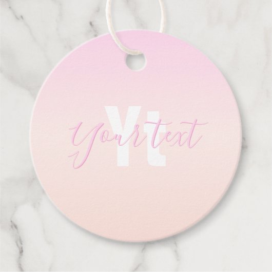 Lichtroze & perzikgradiënt Ombre Naam & Monogram Bedankjes Labels (Voorkant)