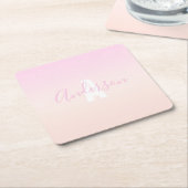 Lichtroze & perzikgradiënt Ombre Naam & Monogram Kartonnen Onderzetters (Schuin)