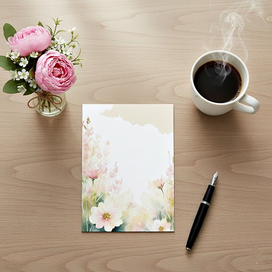 Lichtroze waterverf bloemenblanco bruiloft kaart