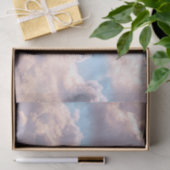 Lichtroze wolken in een blauwe lucht tissuepapier (Geschenk)