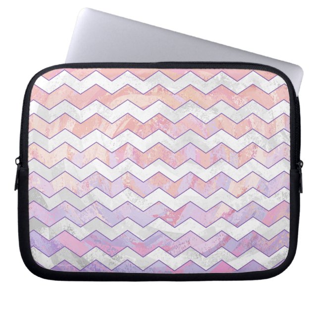 Lichtroze Zig Zag Patroon Laptop Sleeve (Voorkant)