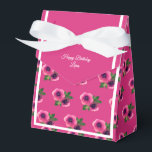 lichtsima roze bloemfluitpatroon Birthday Gift/ Bedankdoosjes<br><div class="desc">lichtsima White Ribbon Pink Flowers Pattern Birthday Party Gift Box/ Favor Box. Ideaal voor een kind op het verjaardagsfeestje.</div>