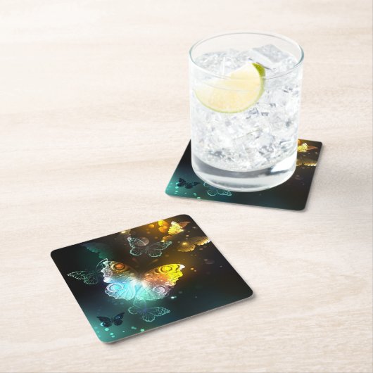 Lichtvlinder en nachtvlinder kartonnen onderzetters (Insitu)