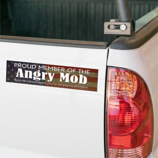 lid van de Angry Mob Bumpersticker (Op Truck)
