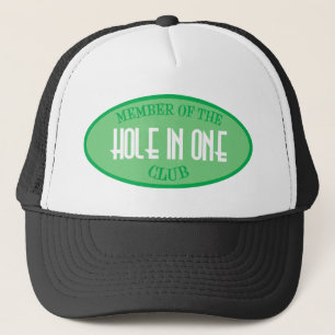 Lid van de Hole in één club Trucker Pet