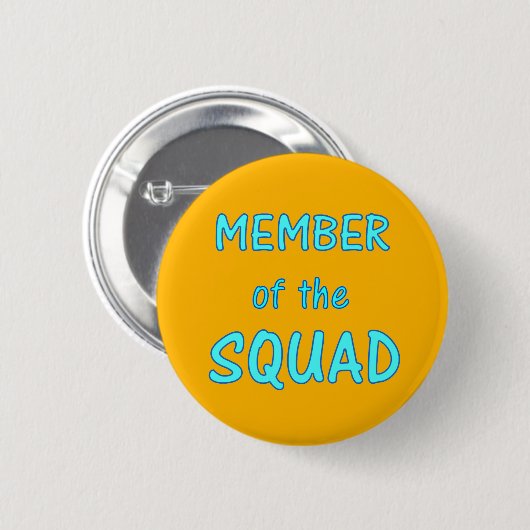 Lid van de Squad Button ~ Blauwe tekst op Geel (Voorkant /achterkant)