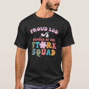 lid van het winkelplein, lid van de Commissie, en  T-shirt
