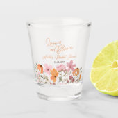 Lief boho weide klein wilde bloemen bruidsdouche shot glas (Voorkant)