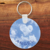 Lief hartvormig wolkje in blauwe lucht vrolijk gel sleutelhanger (Voorkant)