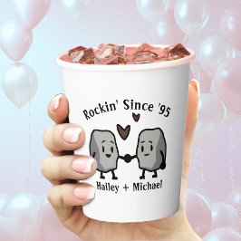 Lief Rotspun Nieuwgetrouwd Paar Huwelijksverjaarda Papieren Bekers