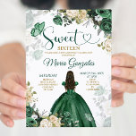 Lief Zestien Smaragd Groen & Wit Verjaardagsfeest Kaart<br><div class="desc">Sweet Sixteen Emerald Green & White Verjaardag Uitnodiging Mis Quince Anos,  16e verjaardag.</div>