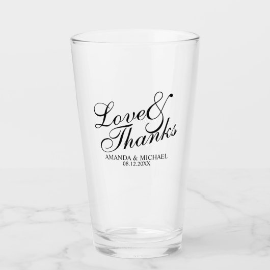 'Liefde & Bedankt Elegant Script Wedding Favor Glas (Voorkant)