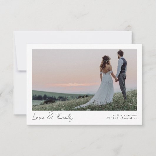 Liefde & Bedankt Minimalistische fotokalligrafie W (Voorkant)