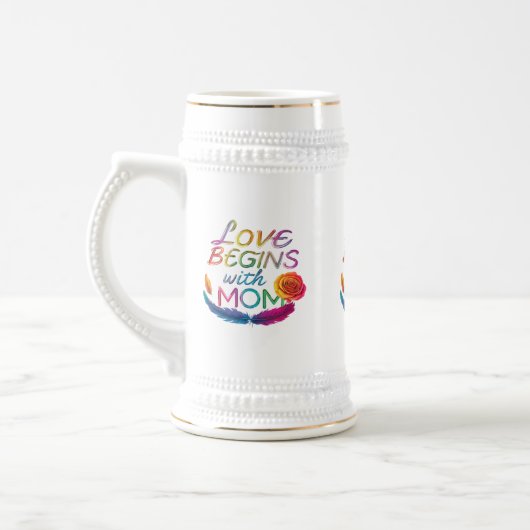 Liefde Begint Met Mama" - 22 oz Stein Design Bierpul (Links)