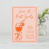 Liefde bij eerste Spritz Hand getrokken Bacheloret Kaart (Staand voorkant)