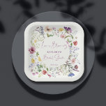 Liefde bloeit boho wildflower vrijgezellenfeest papieren bordje<br><div class="desc">Liefde bloeit Wildflower vrijgezellenfeest boho kleurrijke wilde weidebloemen lente zomer vrijgezellenfeest gepersonaliseerde gedrukte borden sjabloon gepersonaliseerde tafel decor</div>