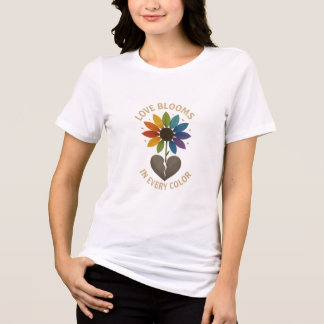 Liefde bloeit in elke kleur Tri-Blend shirt