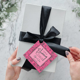 Liefde bloeit roze & zwarte bloemige bruiloftsdouc bedankjes labels