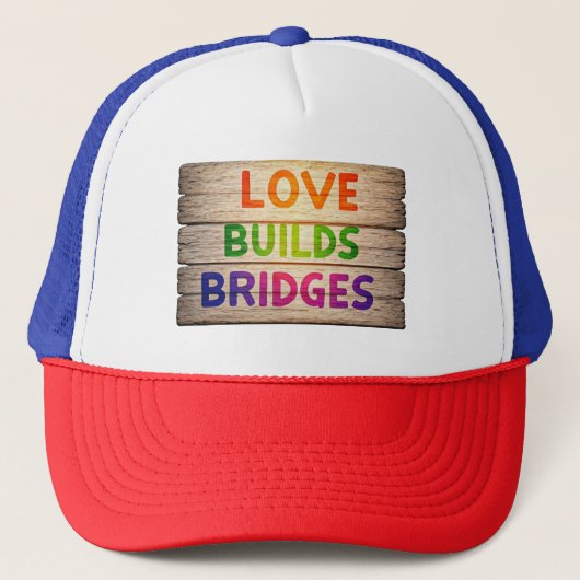 Liefde bouwt bruggen - pet (Voorkant)