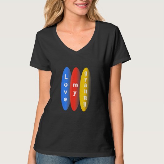 Liefde boven cirkelvormig ontwerp t-shirt (Voorkant)