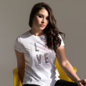 Liefde citaat zwarte typografie en roze hart bloem t-shirt