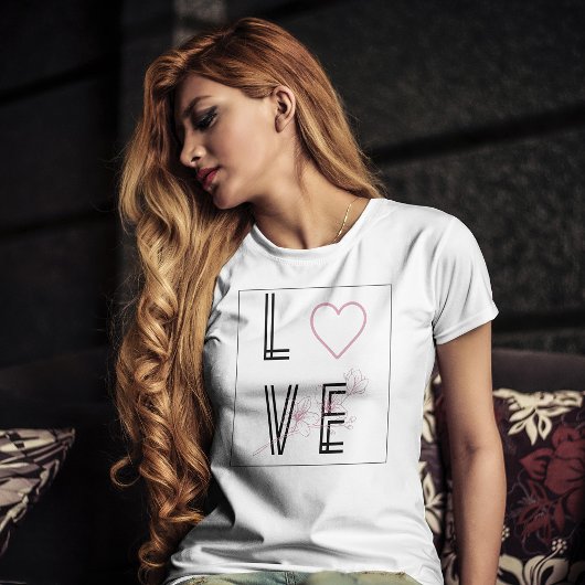 Liefde citaat zwarte typografie en roze hart bloem t-shirt