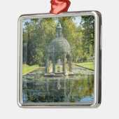 Liefde-eiland in de Chateau de Chantilly Metalen Ornament (Links)